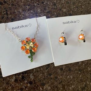 Sabika necklace and earrings brand new
